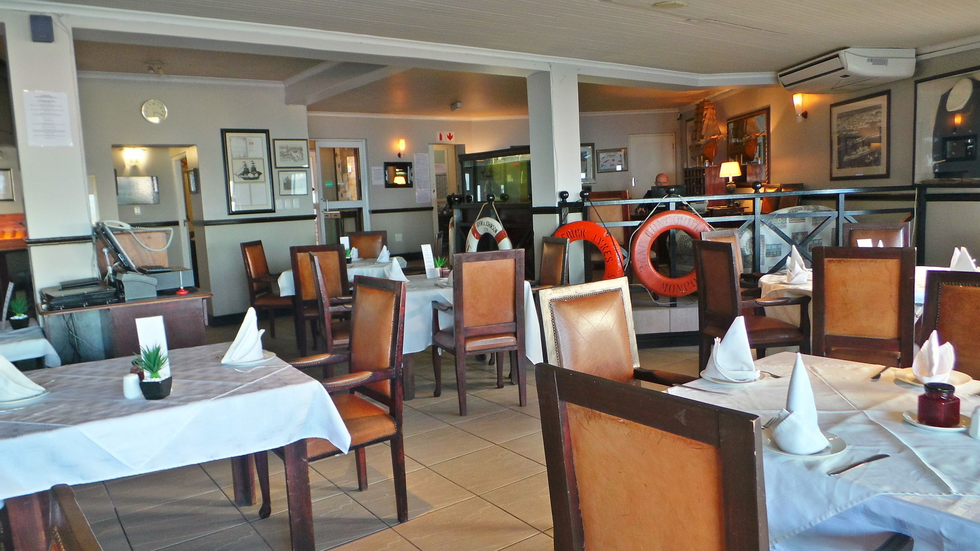 Chapman Hotel And Conference Centre Port Elizabeth Exterior photo